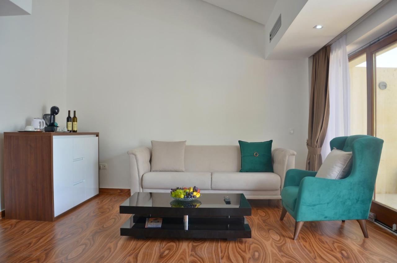 Andaluni Beach Apartments Pržno エクステリア 写真