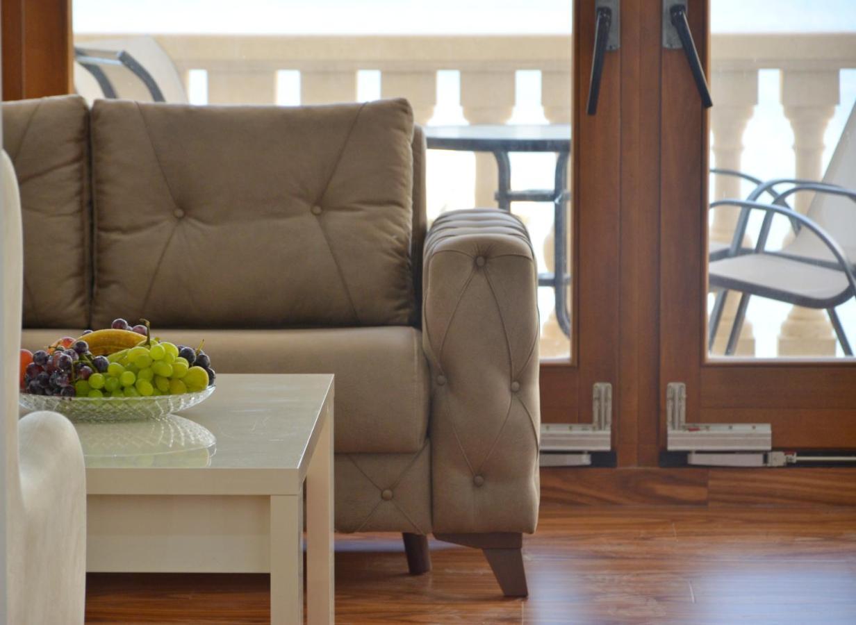 Andaluni Beach Apartments Pržno エクステリア 写真